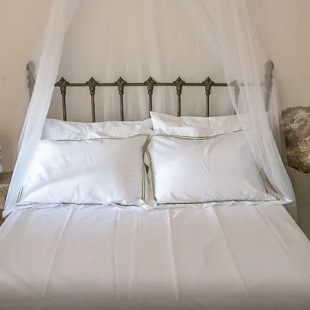 Positivespace Olive Tree Villa *