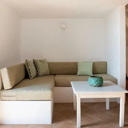 别墅 Positivespace Olive Tree *